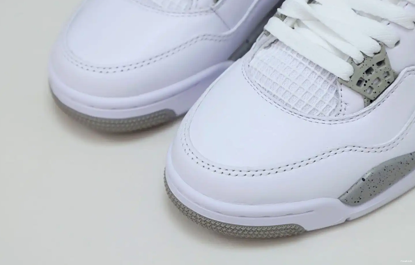AIR 4 'WHITE OREO' JORDAN RETRO 0620